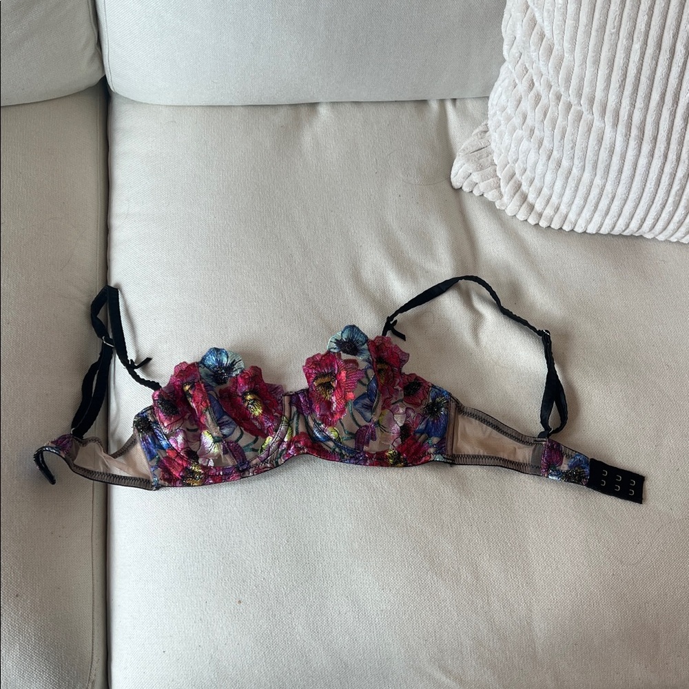 Fleur du Mal Black and Pink Floral Lace Bra